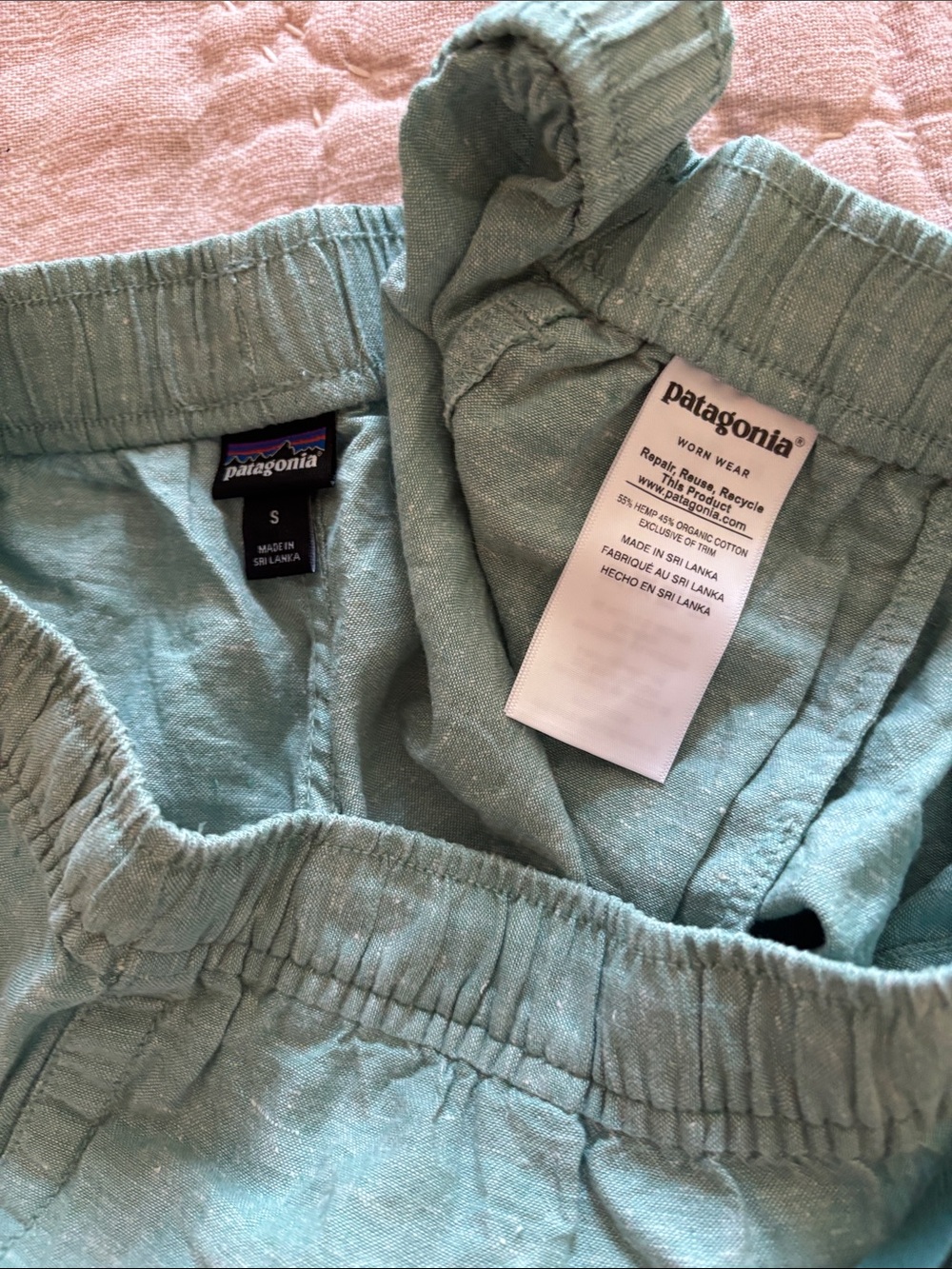 Patagonia Teal Women's Elastic Waist Shorts - Picture 2 of 3